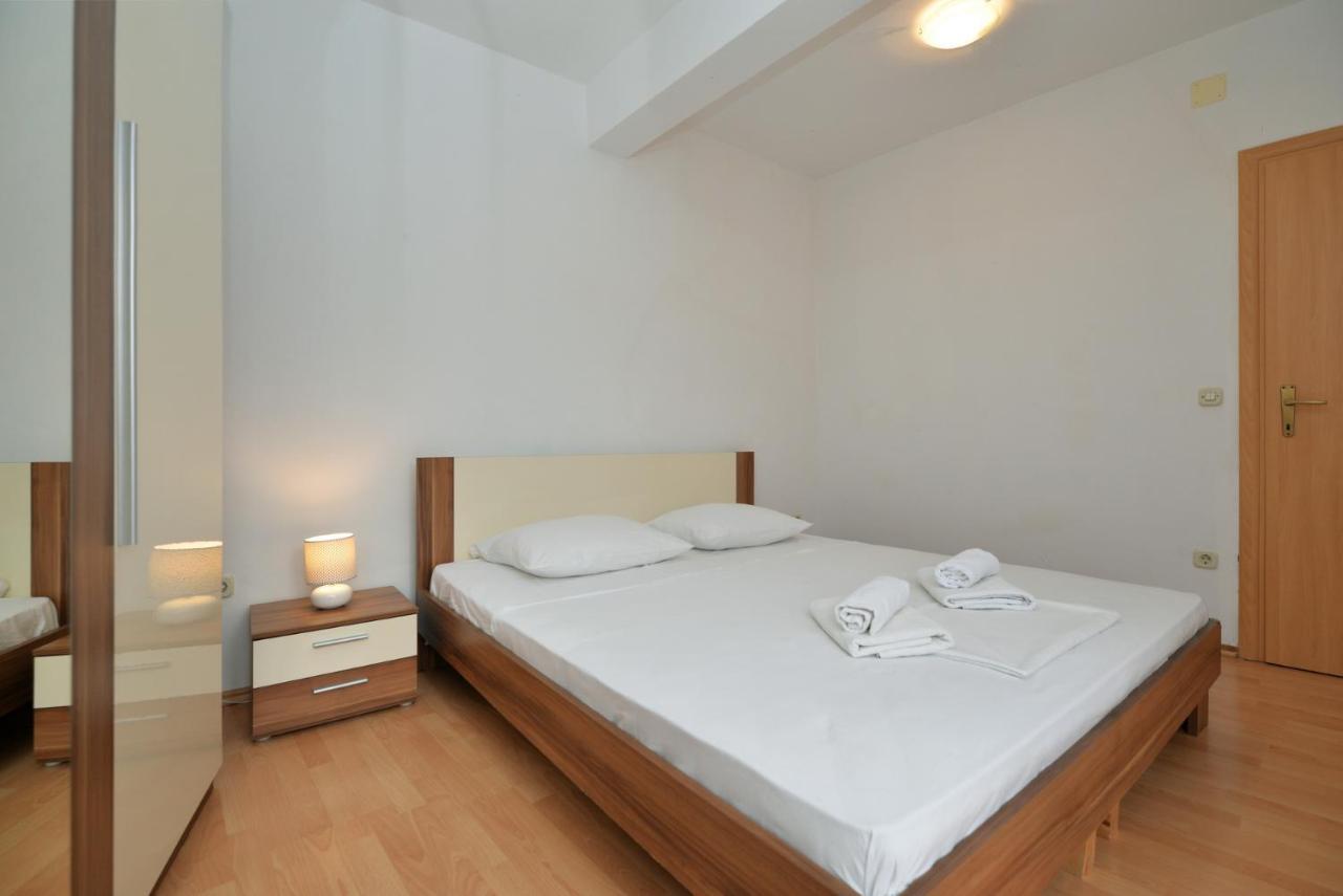Apartmani Vedrana, Murter Exterior foto