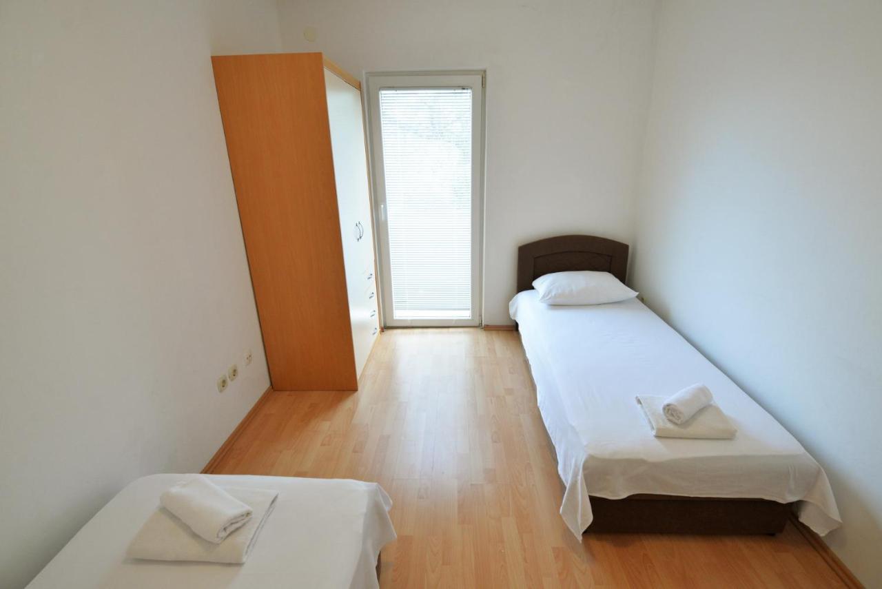 Apartmani Vedrana, Murter Exterior foto