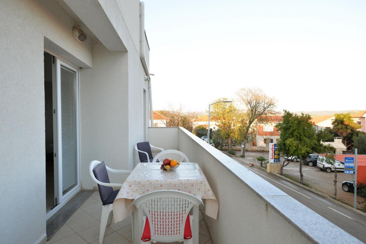 Apartmani Vedrana, Murter Exterior foto
